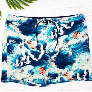 AEO Men’s Waves & Seagulls Boardshorts, XXL NWOT
